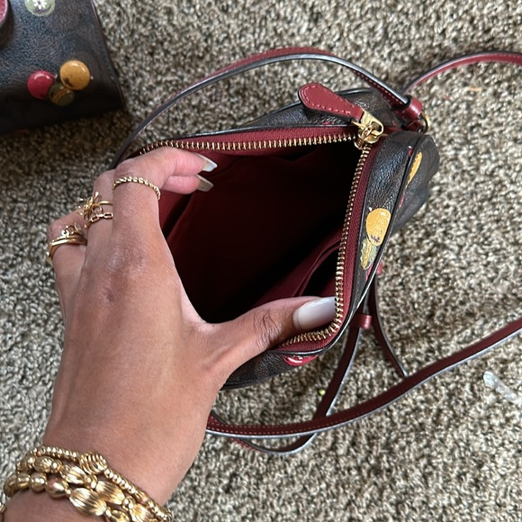 Coach crossbody and matching wallet - Picture 2 of 7